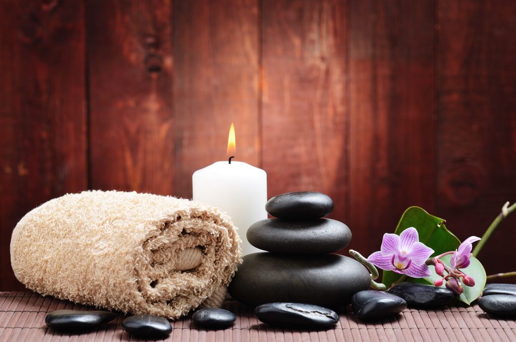 Ayurvedic Massage Therapy in Valencia, Unwinding Massage 2026